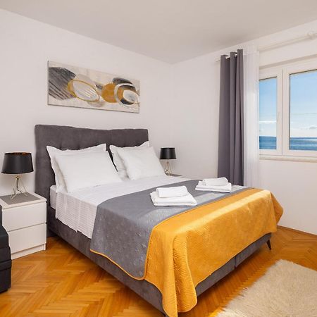 Seaside Apartment Blue Dugi Rat Esterno foto