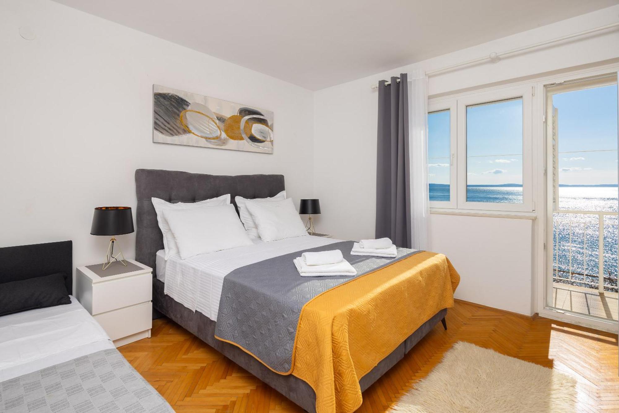 Seaside Apartment Blue Dugi Rat Esterno foto