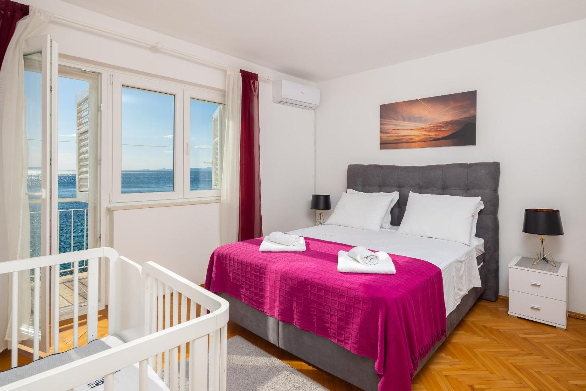Seaside Apartment Blue Dugi Rat Esterno foto