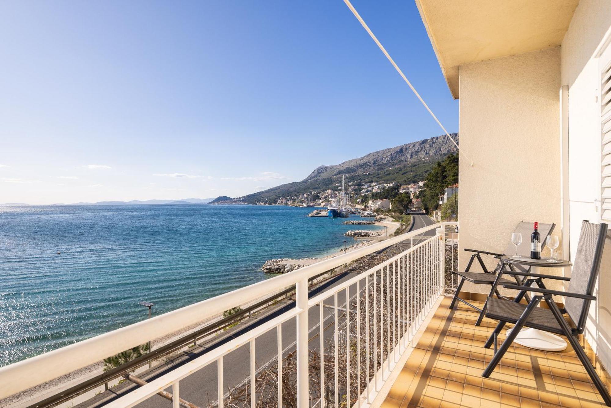 Seaside Apartment Blue Dugi Rat Esterno foto
